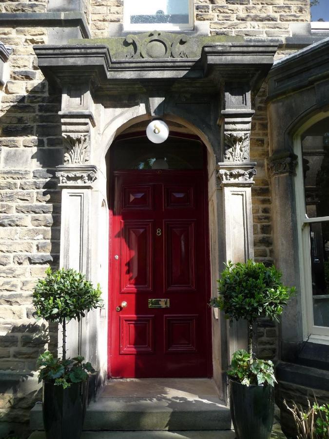 Alexandra Court Bed & Breakfast Harrogate Exterior photo